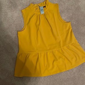 Ann Taylor petite top size medium